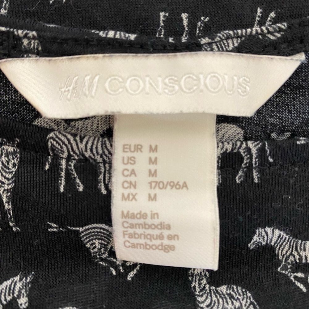 H&M Black Zebra Short Sleeve Top - Picture 8 of 10